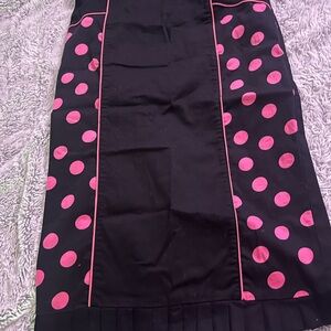 Chic Black Pencil Skirt with Pink Polka Dots